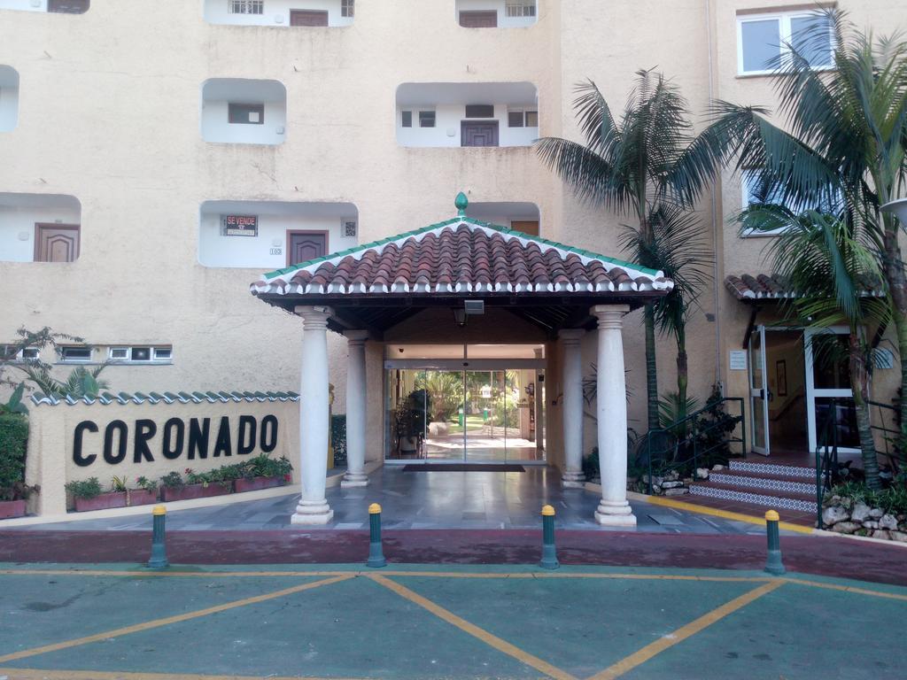 Coronado Apartment *